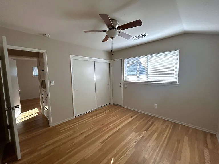240 Encinal Dr — Photo 7