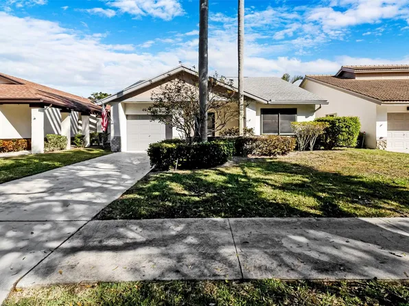 4928 S Boxwood Circle, Boynton Beach, FL 33436