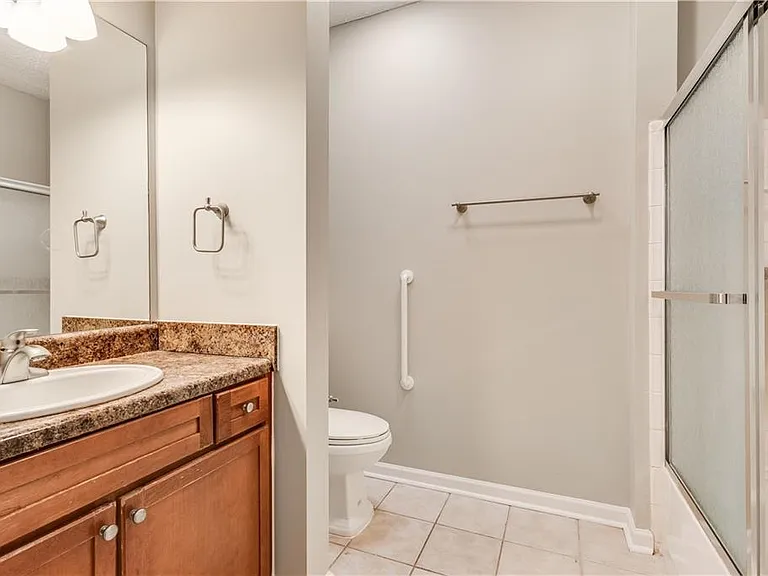 1250 Parkwood Cir SE #2201 — Photo 34