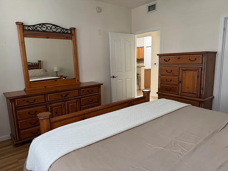 276 Murcia Dr #111 — Photo 5