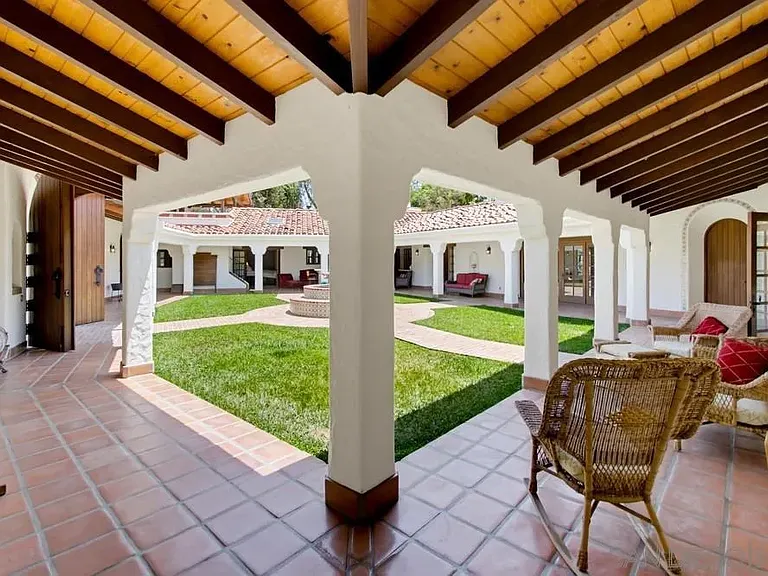 5443 Calzada Del Bosque — Photo 13