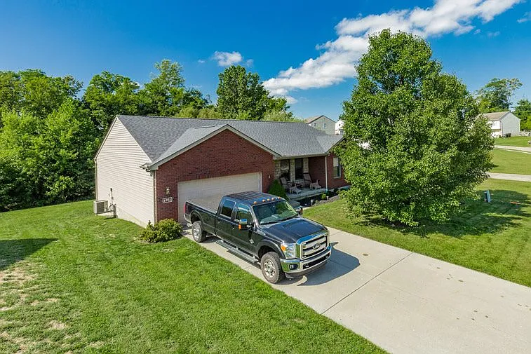 1361 Shenandoah Ct photo 1