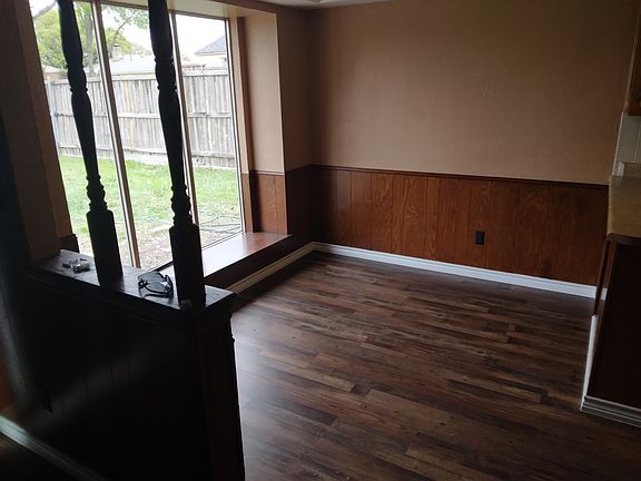 5th image of 1907 Columbia Dr