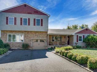 39 8th St, Belford, NJ