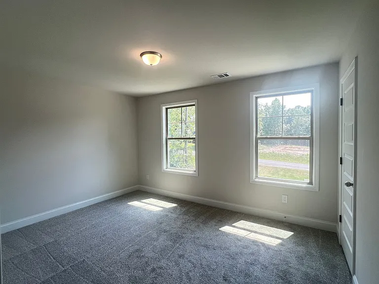 176 Country World Dr — Photo 29