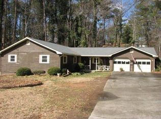 4101 Whispering Forest Ct, Lilburn, GA 30047