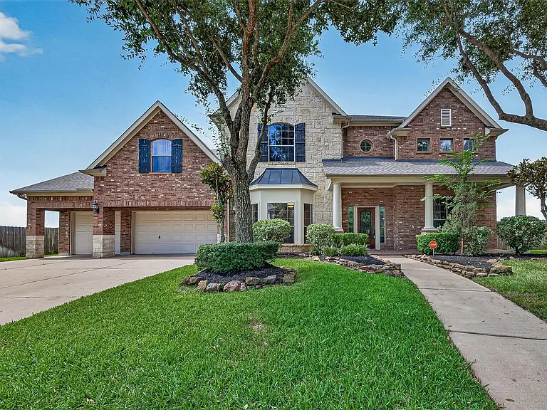 3719 Finch Springs Ln — Photo 1
