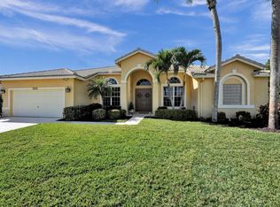 3761 Cypress Lake Dr, Lake Worth, FL 33467