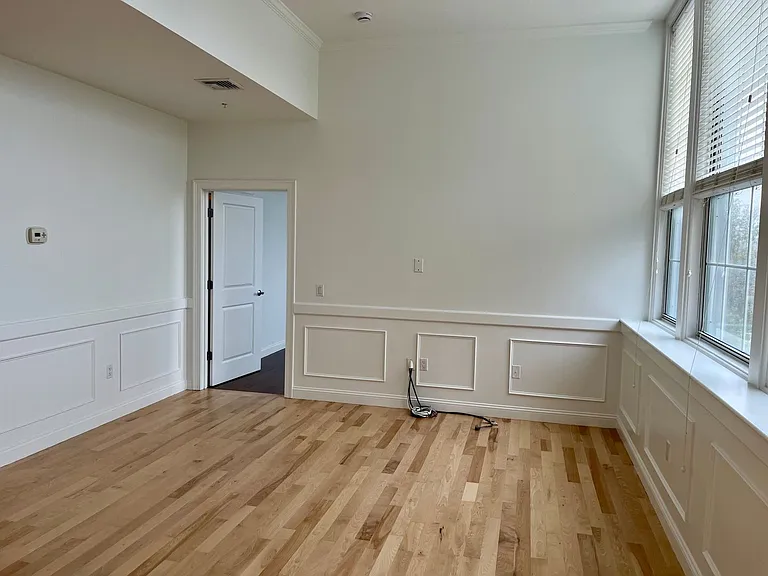 Schoolhouse Apartments — Photo 32