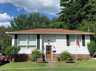 635 York Ave, Avoca, PA 18641