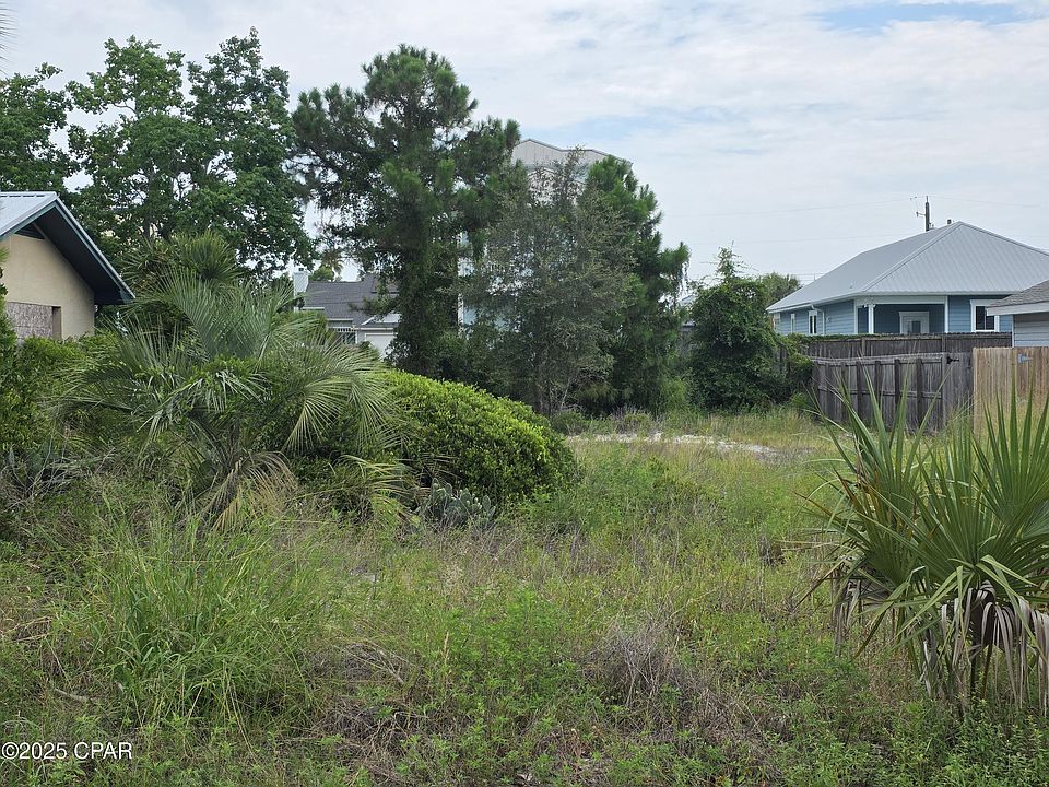 2nd image of 5927 Pinetree Ave