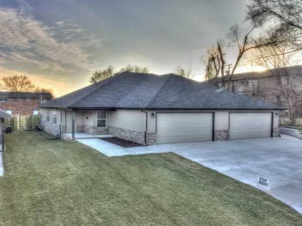 2850 E Stanford St, Springfield, MO 65804