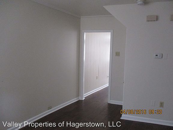 5th image of 225 Jefferson St