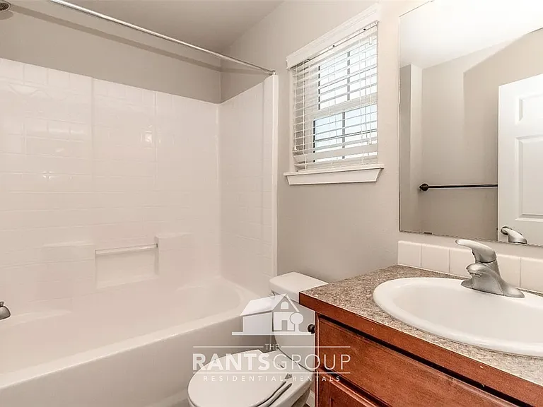 4724 Stonegate St SE — Photo 17
