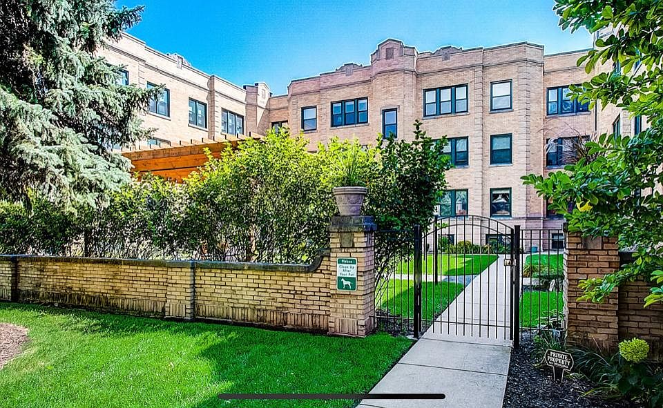 1st image of 4025 N Mozart St #2