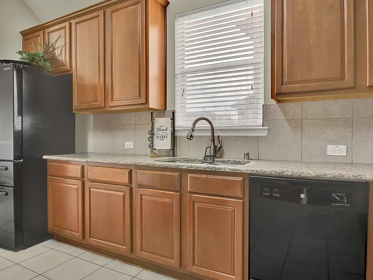 15314 Hazen Point Dr — Photo 22