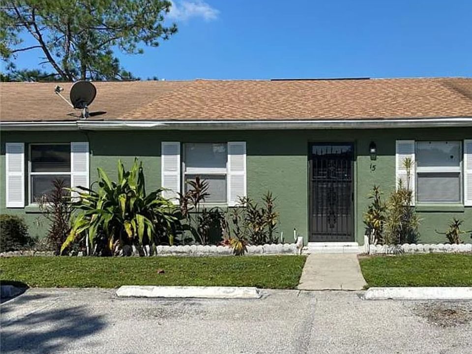 1st image of 15 E Las Palmas Way