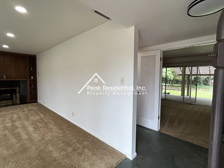 3107 Clairidge Way — Photo 6