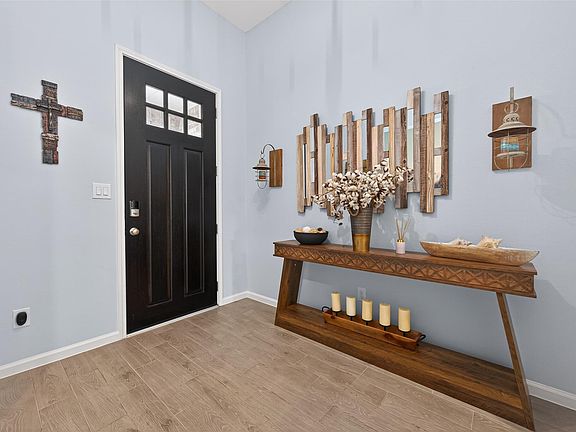 4th image of 1141 Imperial Ranch Way