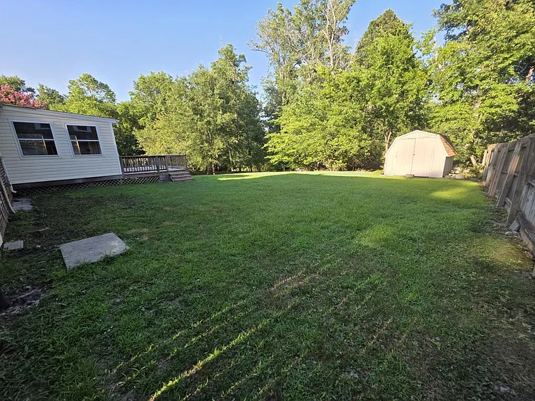 212 Stratford Dr — Photo 33