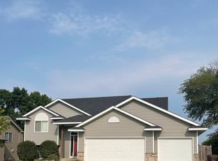 1525 English Ave NW, New Prague, MN 56071