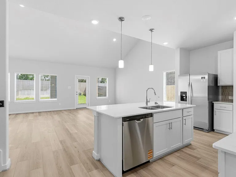 5403 Kingdom Heights Blvd — Photo 10