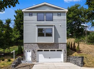 440 Wyola Str, Pittsburgh, PA 15211