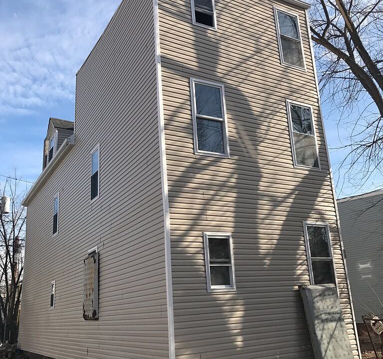 2nd image of 439 S 18th St