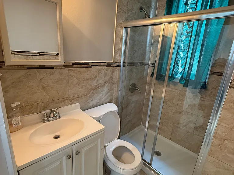 537 S Park St #2 — Photo 7