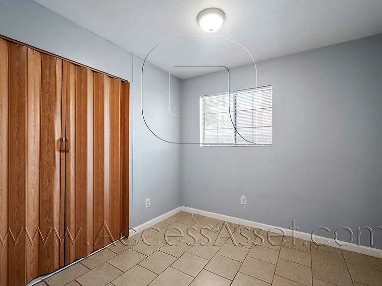 23865 Goetz Dr — Photo 7