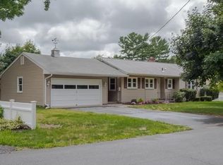 16 Laurel Ter, Westfield, MA 01085
