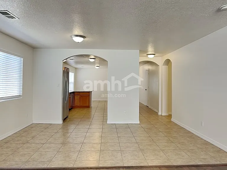 1740 Sierra Norte Loop NE — Photo 6