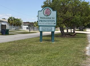 12823 SW 257th St, Homestead, FL 33032