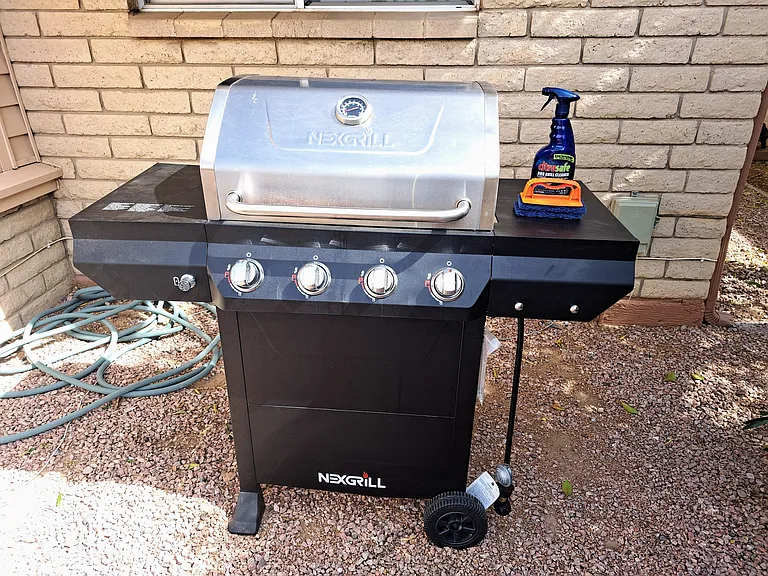 New 4-burner BBQ in Nov 2024