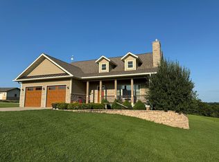 25-28 Old Mill Rd, Lanark, IL 61046