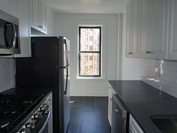 3rd image of 855 Ocean Ave APT 4C