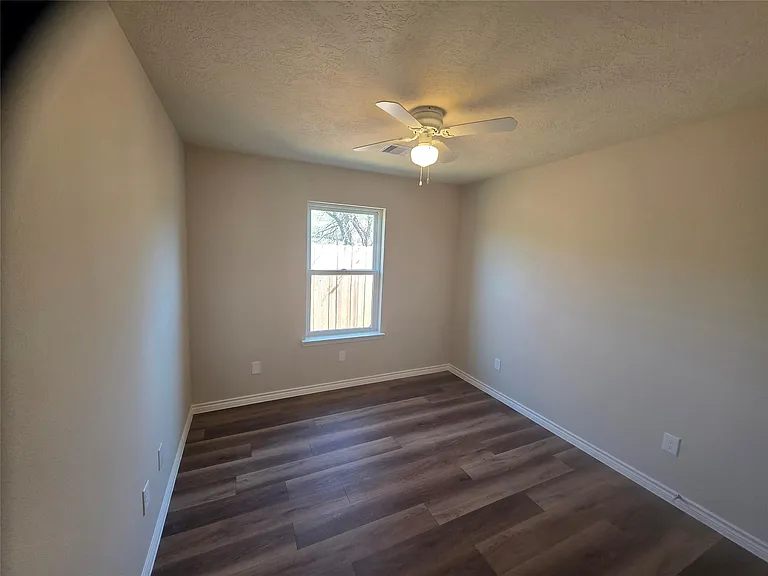 9831 Pelsey St — Photo 7