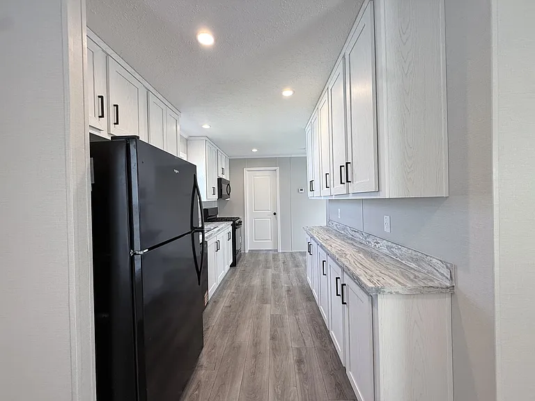 29800 Guilford Cir #152 — Photo 5