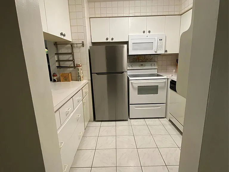 6505 Winfield Blvd #B-5 — Photo 4
