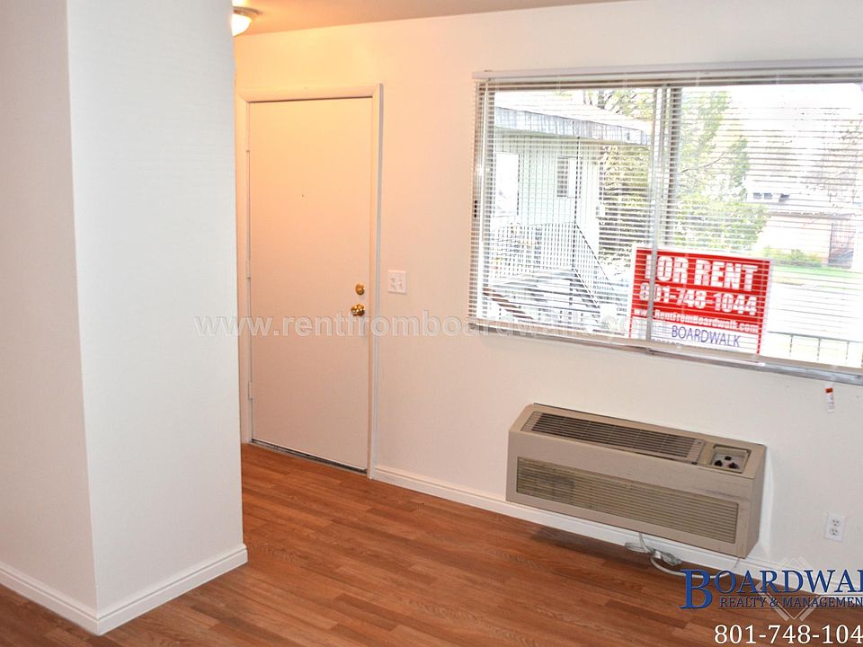 1st image of 161 E Beryl Ave
