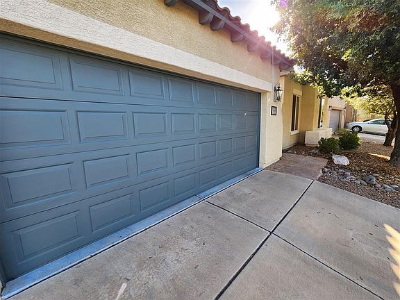 2nd image of 9634 E Via Del Sol Feliz
