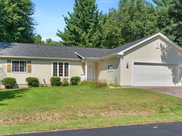155 Arbor Dr, Wisconsin Dells, WI 53965