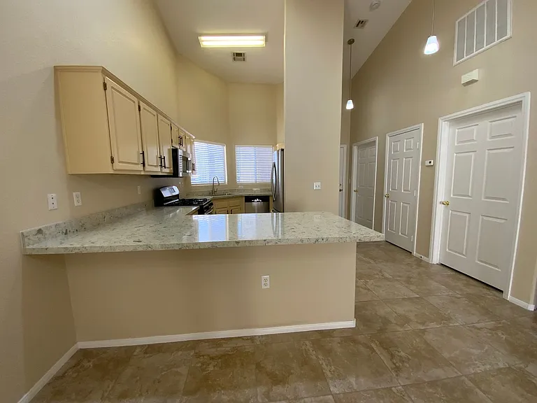 855 N Stephanie St #314 — Photo 16