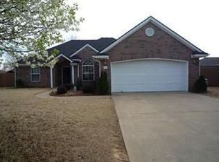 307 Edgehill Ave, Lowell, AR 72745