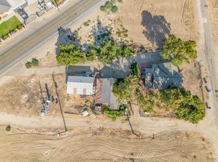 5920 W Springfield Ave, Raisin City, CA 93652