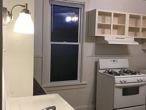4th image of 1238 South St
