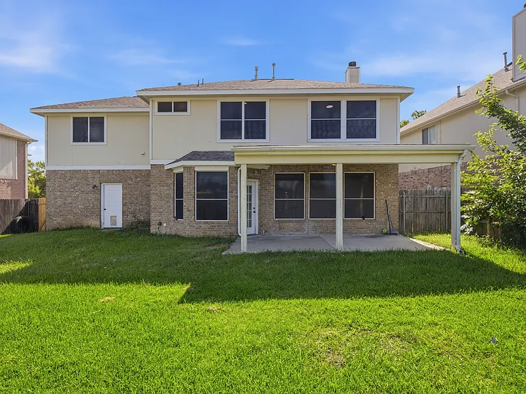 2114 Rustic Ridge Dr — Photo 48