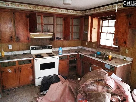 4th image of 4328 La Clair Dr