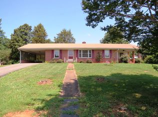 445 Hales Fish Pond Rd, Bassett, VA 24055