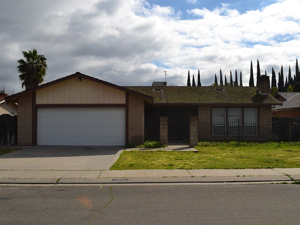 1st image of 2736 Rosewood Ave